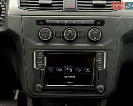 Серый Фольксваген Кадди, объемом двигателя 1.4 л и пробегом 204 тыс. км за 16999 $, фото 37 на Automoto.ua