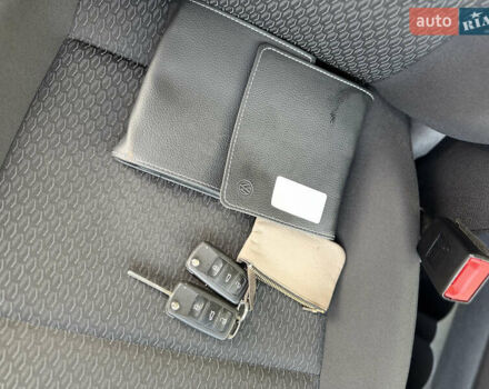 Серый Фольксваген Кадди, объемом двигателя 1.97 л и пробегом 221 тыс. км за 21000 $, фото 49 на Automoto.ua