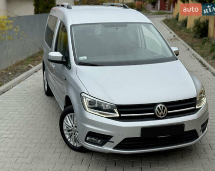Серый Фольксваген Кадди, объемом двигателя 1.4 л и пробегом 204 тыс. км за 16999 $, фото 2 на Automoto.ua