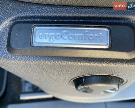 Серый Фольксваген Кадди, объемом двигателя 1.97 л и пробегом 256 тыс. км за 21900 $, фото 58 на Automoto.ua