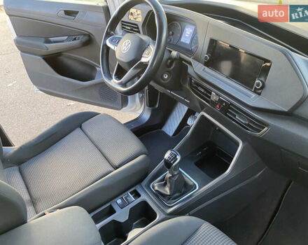 Серый Фольксваген Кадди, объемом двигателя 1.97 л и пробегом 256 тыс. км за 21900 $, фото 61 на Automoto.ua