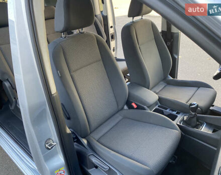 Серый Фольксваген Кадди, объемом двигателя 1.97 л и пробегом 256 тыс. км за 21900 $, фото 20 на Automoto.ua