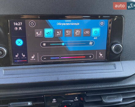 Серый Фольксваген Кадди, объемом двигателя 1.97 л и пробегом 256 тыс. км за 21900 $, фото 52 на Automoto.ua