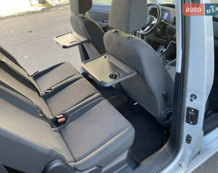 Серый Фольксваген Кадди, объемом двигателя 1.97 л и пробегом 256 тыс. км за 21900 $, фото 32 на Automoto.ua