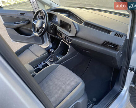 Серый Фольксваген Кадди, объемом двигателя 1.97 л и пробегом 256 тыс. км за 21900 $, фото 19 на Automoto.ua