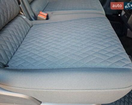 Серый Фольксваген Кадди, объемом двигателя 2 л и пробегом 147 тыс. км за 27500 $, фото 36 на Automoto.ua