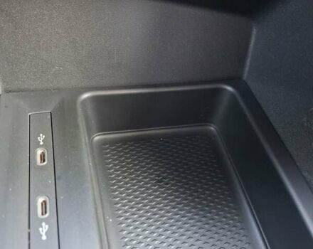 Серый Фольксваген Кадди, объемом двигателя 2 л и пробегом 147 тыс. км за 27500 $, фото 3 на Automoto.ua