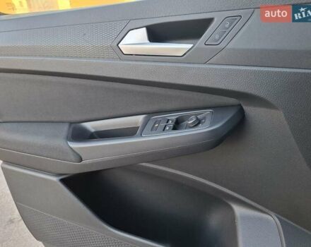 Серый Фольксваген Кадди, объемом двигателя 2 л и пробегом 147 тыс. км за 27500 $, фото 15 на Automoto.ua