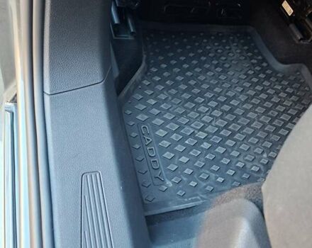 Серый Фольксваген Кадди, объемом двигателя 2 л и пробегом 147 тыс. км за 27500 $, фото 7 на Automoto.ua