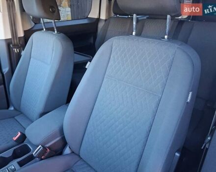 Серый Фольксваген Кадди, объемом двигателя 2 л и пробегом 147 тыс. км за 27500 $, фото 5 на Automoto.ua