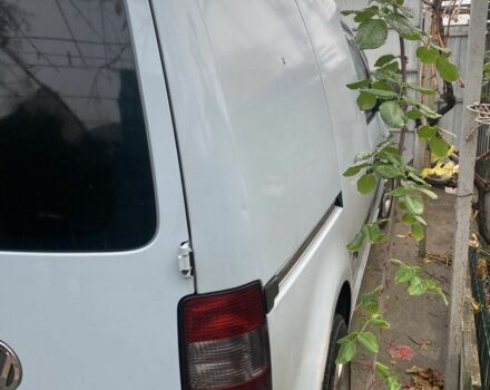 Серый Фольксваген Кадди, объемом двигателя 1.4 л и пробегом 480 тыс. км за 4189 $, фото 5 на Automoto.ua