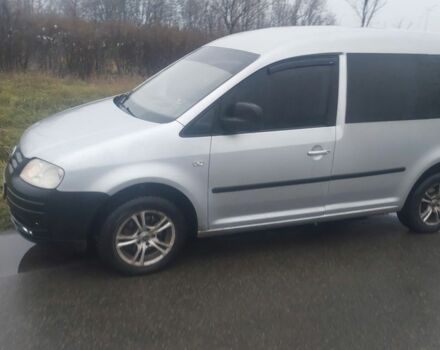 Серый Фольксваген Кадди, объемом двигателя 1.9 л и пробегом 560 тыс. км за 3900 $, фото 1 на Automoto.ua