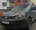 Серый Фольксваген Кадди, объемом двигателя 1.2 л и пробегом 400 тыс. км за 6500 $, фото 1 на Automoto.ua