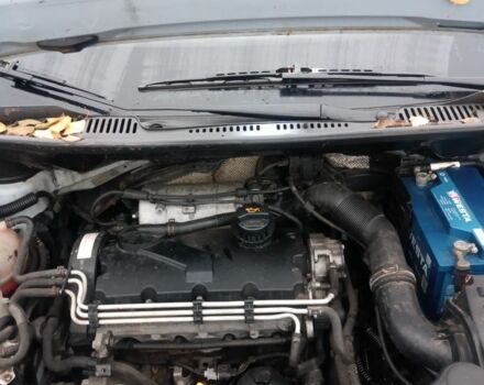 Сірий Фольксваген Кадді, об'ємом двигуна 2 л та пробігом 275 тис. км за 3500 $, фото 7 на Automoto.ua