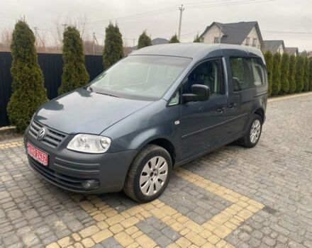 Сірий Фольксваген Кадді, об'ємом двигуна 1.6 л та пробігом 216 тис. км за 6000 $, фото 1 на Automoto.ua