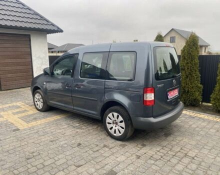 Сірий Фольксваген Кадді, об'ємом двигуна 1.6 л та пробігом 216 тис. км за 6000 $, фото 3 на Automoto.ua