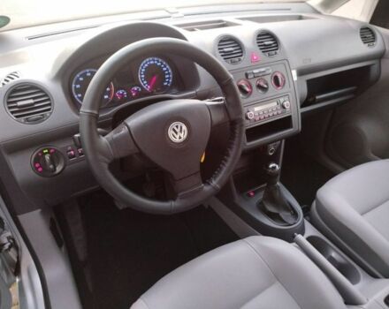 Серый Фольксваген Кадди, объемом двигателя 0 л и пробегом 265 тыс. км за 2050 $, фото 6 на Automoto.ua