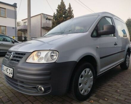 Сірий Фольксваген Кадді, об'ємом двигуна 2 л та пробігом 246 тис. км за 1950 $, фото 1 на Automoto.ua