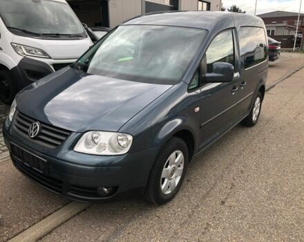 Серый Фольксваген Кадди, объемом двигателя 1.9 л и пробегом 200 тыс. км за 3400 $, фото 1 на Automoto.ua