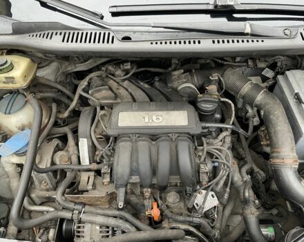 Серый Фольксваген Кадди, объемом двигателя 1.6 л и пробегом 295 тыс. км за 5200 $, фото 10 на Automoto.ua