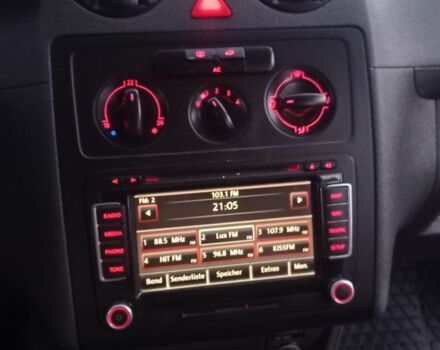 Серый Фольксваген Кадди, объемом двигателя 0 л и пробегом 330 тыс. км за 7000 $, фото 5 на Automoto.ua