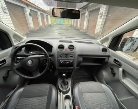 Серый Фольксваген Кадди, объемом двигателя 1.6 л и пробегом 295 тыс. км за 5200 $, фото 8 на Automoto.ua