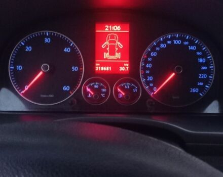 Серый Фольксваген Кадди, объемом двигателя 0 л и пробегом 330 тыс. км за 7000 $, фото 7 на Automoto.ua