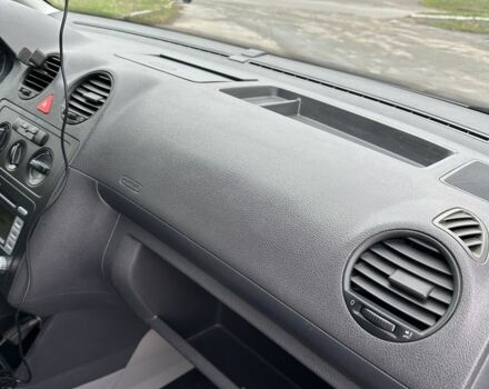 Серый Фольксваген Кадди, объемом двигателя 2 л и пробегом 221 тыс. км за 6950 $, фото 9 на Automoto.ua