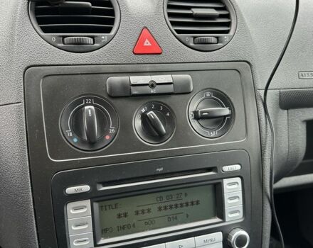 Серый Фольксваген Кадди, объемом двигателя 2 л и пробегом 221 тыс. км за 6950 $, фото 20 на Automoto.ua