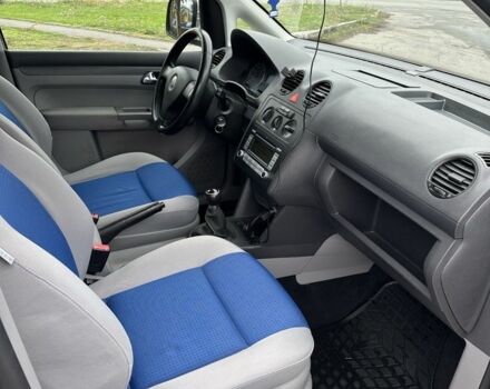 Серый Фольксваген Кадди, объемом двигателя 2 л и пробегом 221 тыс. км за 6950 $, фото 8 на Automoto.ua