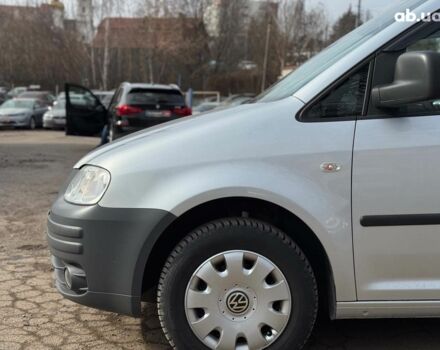 Серый Фольксваген Кадди, объемом двигателя 1.4 л и пробегом 235 тыс. км за 7590 $, фото 5 на Automoto.ua