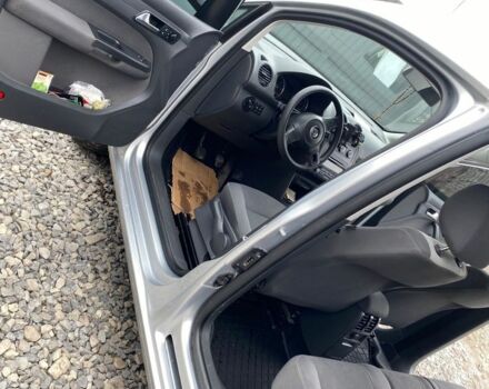 Серый Фольксваген Кадди, объемом двигателя 1.6 л и пробегом 160 тыс. км за 9999 $, фото 8 на Automoto.ua