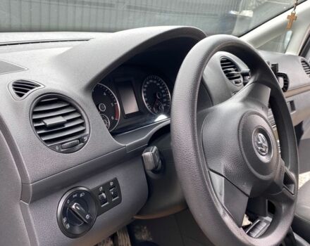 Серый Фольксваген Кадди, объемом двигателя 1.6 л и пробегом 160 тыс. км за 9999 $, фото 10 на Automoto.ua