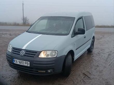 Серый Фольксваген Кадди, объемом двигателя 2 л и пробегом 275 тыс. км за 3500 $, фото 1 на Automoto.ua