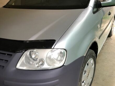 Серый Фольксваген Кадди, объемом двигателя 2 л и пробегом 300 тыс. км за 4900 $, фото 1 на Automoto.ua