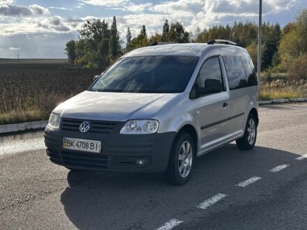 Серый Фольксваген Кадди, объемом двигателя 2 л и пробегом 227 тыс. км за 5500 $, фото 1 на Automoto.ua
