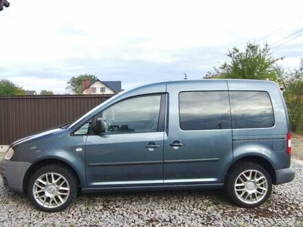 Серый Фольксваген Кадди, объемом двигателя 1.6 л и пробегом 218 тыс. км за 6750 $, фото 1 на Automoto.ua