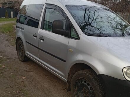 Серый Фольксваген Кадди, объемом двигателя 2 л и пробегом 211 тыс. км за 5300 $, фото 1 на Automoto.ua