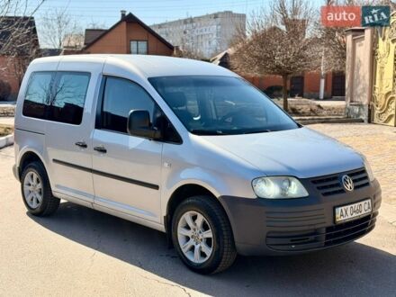 Серый Фольксваген Кадди, объемом двигателя 1.6 л и пробегом 273 тыс. км за 6800 $, фото 1 на Automoto.ua