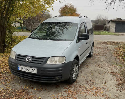 Серый Фольксваген Кадди, объемом двигателя 1.9 л и пробегом 318 тыс. км за 6000 $, фото 1 на Automoto.ua