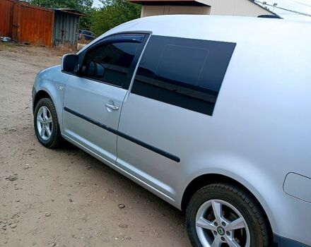 Сірий Фольксваген Кадді, об'ємом двигуна 1.6 л та пробігом 240 тис. км за 5000 $, фото 1 на Automoto.ua