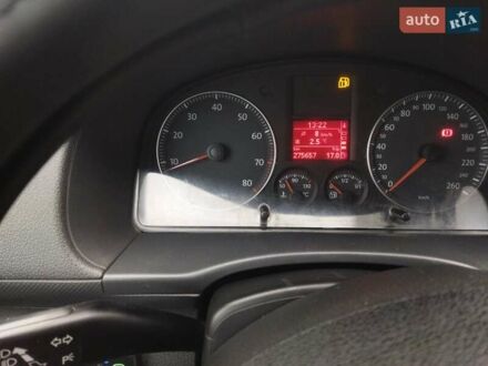 Серый Фольксваген Кадди, объемом двигателя 1.98 л и пробегом 275 тыс. км за 7500 $, фото 1 на Automoto.ua