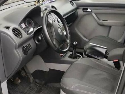 Серый Фольксваген Кадди, объемом двигателя 2 л и пробегом 230 тыс. км за 8800 $, фото 1 на Automoto.ua