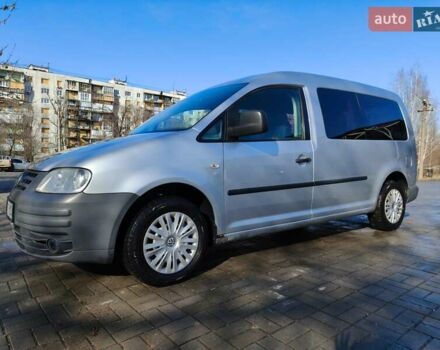 Серый Фольксваген Кадди, объемом двигателя 1.9 л и пробегом 331 тыс. км за 8500 $, фото 1 на Automoto.ua