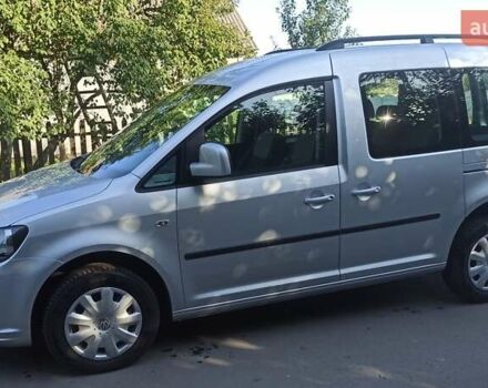 Сірий Фольксваген Кадді, об'ємом двигуна 1.6 л та пробігом 255 тис. км за 9900 $, фото 1 на Automoto.ua