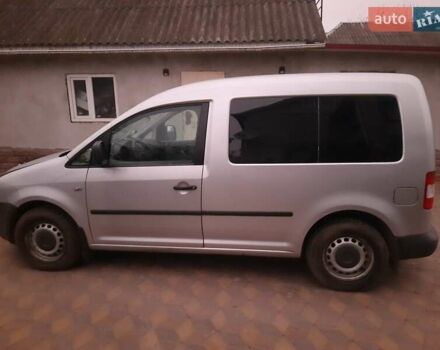 Серый Фольксваген Кадди, объемом двигателя 1.9 л и пробегом 487 тыс. км за 4000 $, фото 1 на Automoto.ua