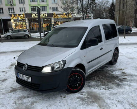 Серый Фольксваген Кадди, объемом двигателя 1.6 л и пробегом 252 тыс. км за 10500 $, фото 1 на Automoto.ua