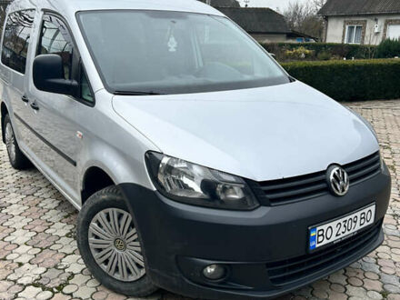 Серый Фольксваген Кадди, объемом двигателя 1.6 л и пробегом 154 тыс. км за 8550 $, фото 1 на Automoto.ua