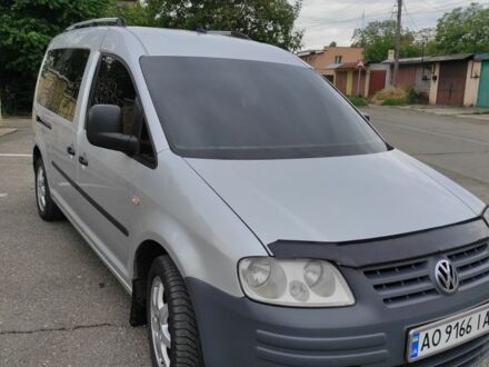 Фольксваген Кадді 2010 у Виноградове на Automoto.ua Сірий Фольксваген Кадді, об'ємом двигуна 2 л та пробігом 385 тис. км за 6000 $, фото 1 на Automoto.ua