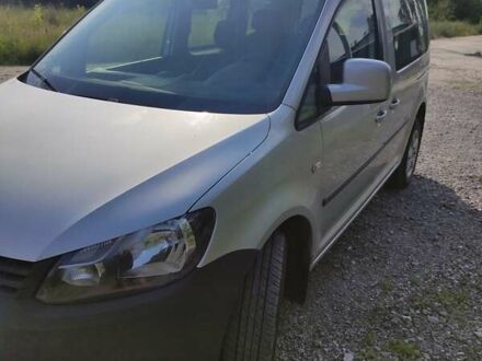 Сірий Фольксваген Кадді, об'ємом двигуна 1.6 л та пробігом 385 тис. км за 8500 $, фото 1 на Automoto.ua